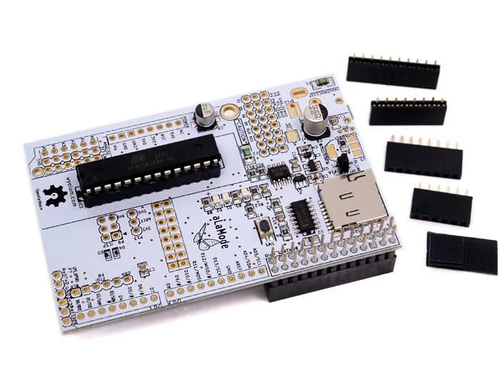 Alamode — плата Raspberry Pi, совместимая с Arduino