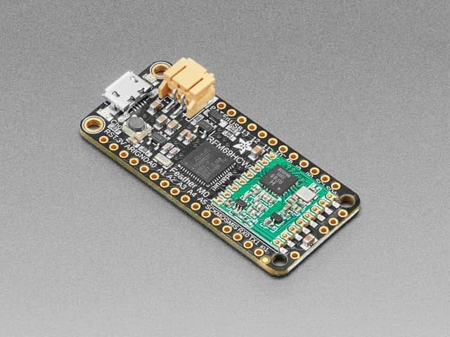 Пакетная радиосвязь Adafruit Feather M0 RFM69HCW - 433 МГц