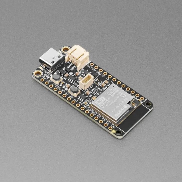 Adafruit ESP32-S2 Feather с w.FL - STEMMA QT / Qwiic