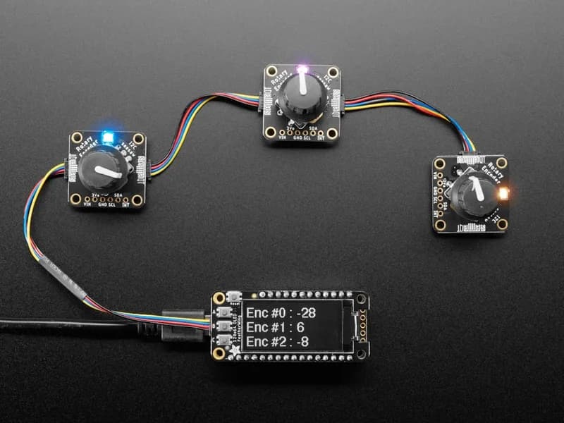 Поворотный энкодер Adafruit I2C Stemma QT с NeoPixel — без энкодера