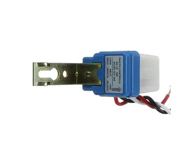 HKD CEM1061 12VDC DAYNIGHT SWITC