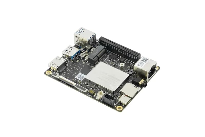 Одноплатный компьютер LattePanda IOTA размером с ладонь x86 (Intel N150, 8 ГБ ОЗУ / 64 ГБ eMMC)