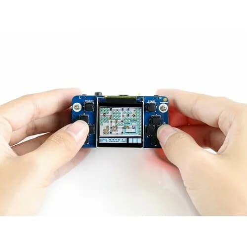 Крошечный GamePi15 с Raspberry Pi Zero WH