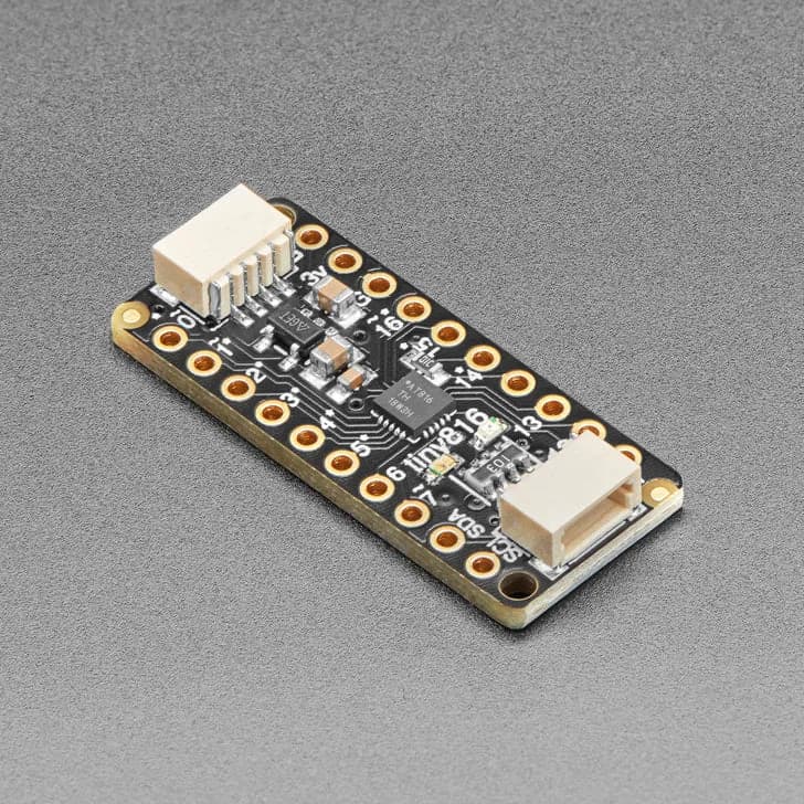 Adafruit ATtiny816 Прорыв с качелями