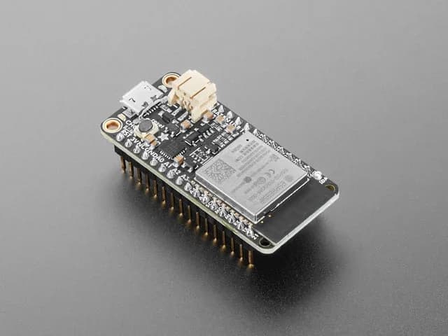 Adafruit HUZZAH32 – Перьевая плата ESP32 (предварительно припаянная)