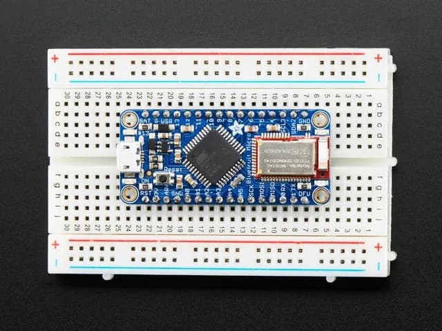 Adafruit Bluefruit LE Micro — Bluetooth с низким энергопотреблением + ATmega32u4
